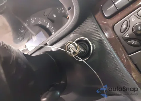 2004 Mercedes-Benz C 240 from USA, damaged, VIN WDBRF61J94A629450